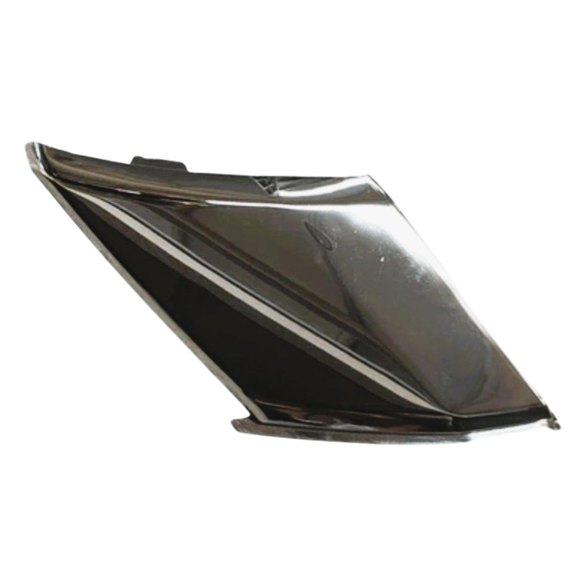 TVS Jupiter 125 Sağ Üst Nikelaj Dekor Kapak (KL221060)